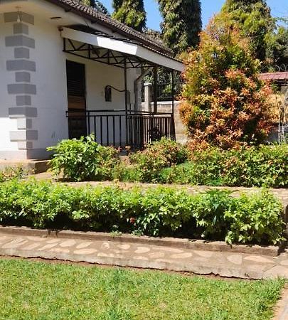 Aivilo Home Entebbe Luaran gambar