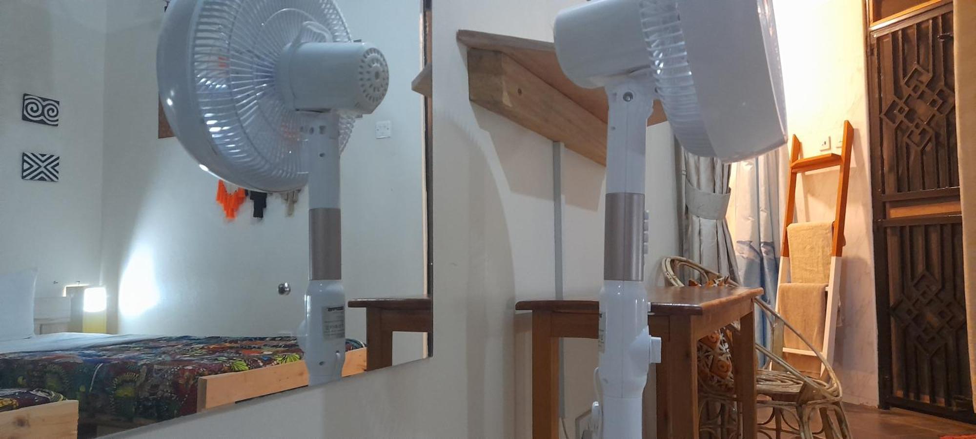 Aivilo Home Entebbe Luaran gambar