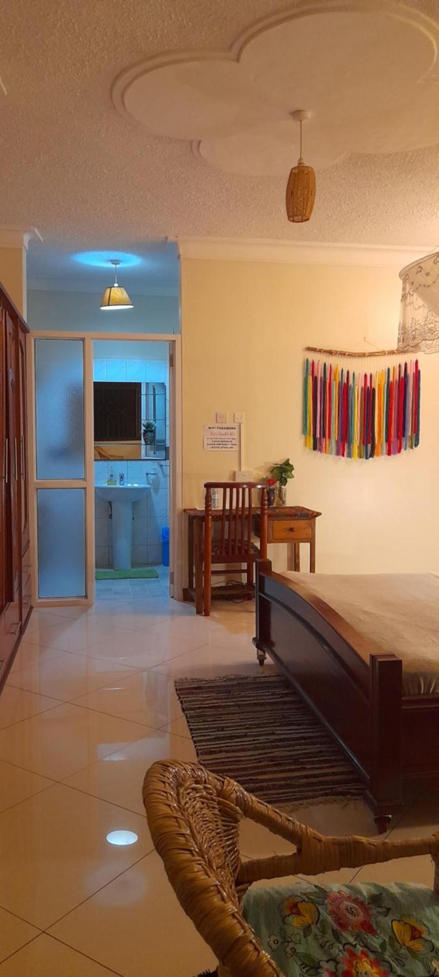 Aivilo Home Entebbe Luaran gambar