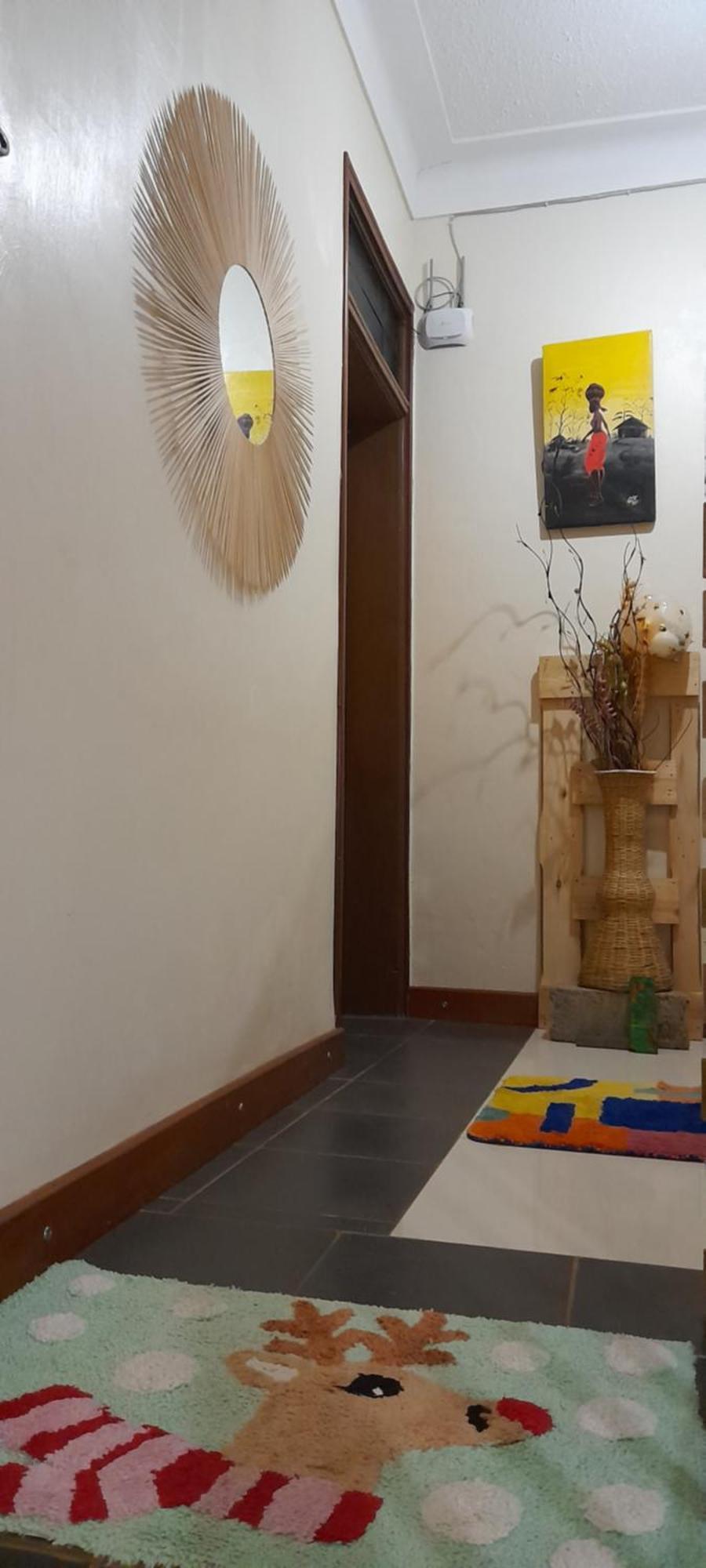 Aivilo Home Entebbe Luaran gambar